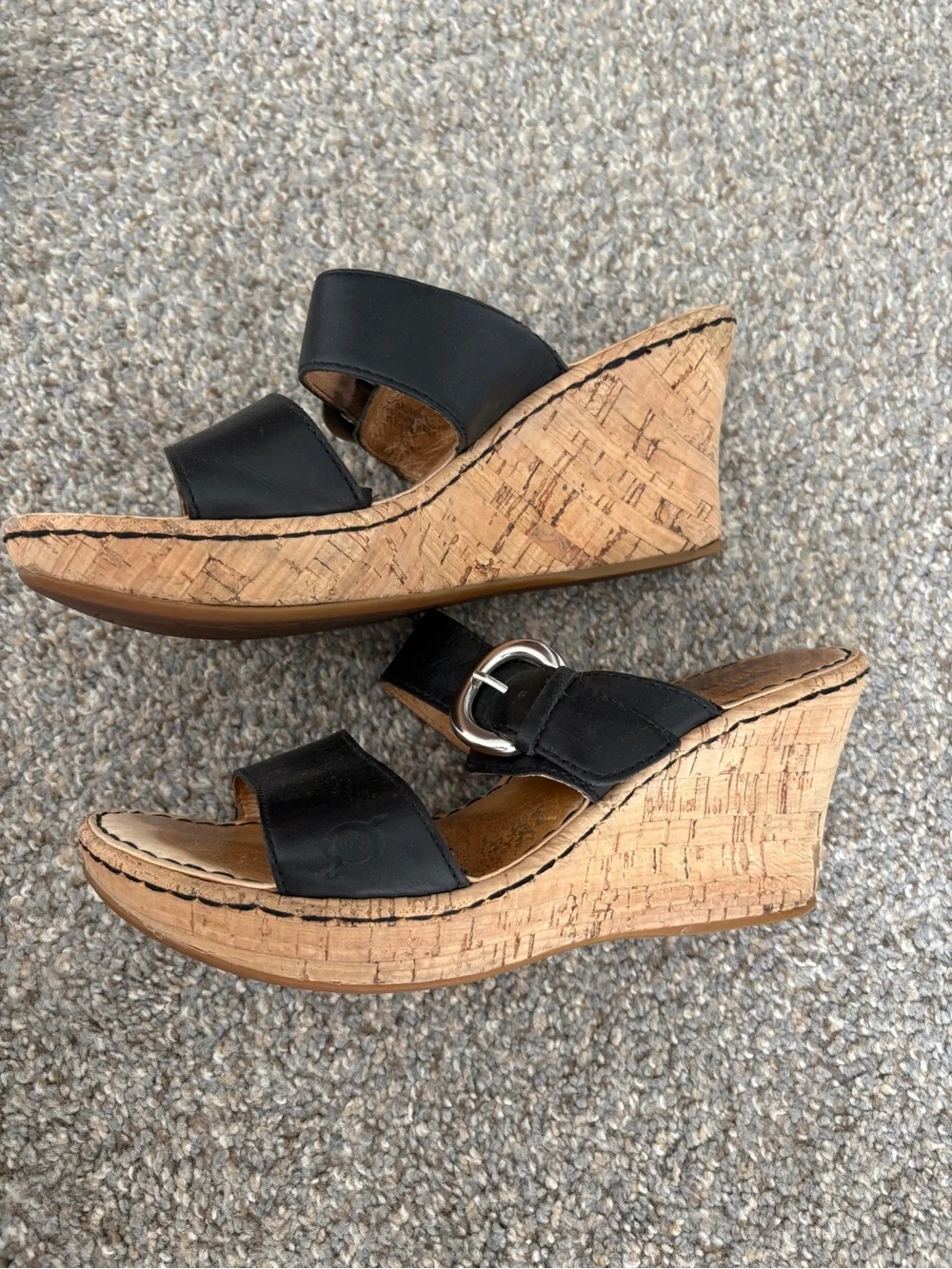 Born casual wedge